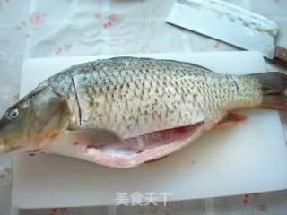 红烧鲤鱼