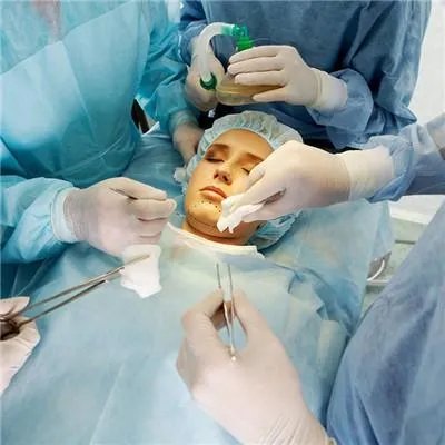 上眼睑下垂手术多少钱