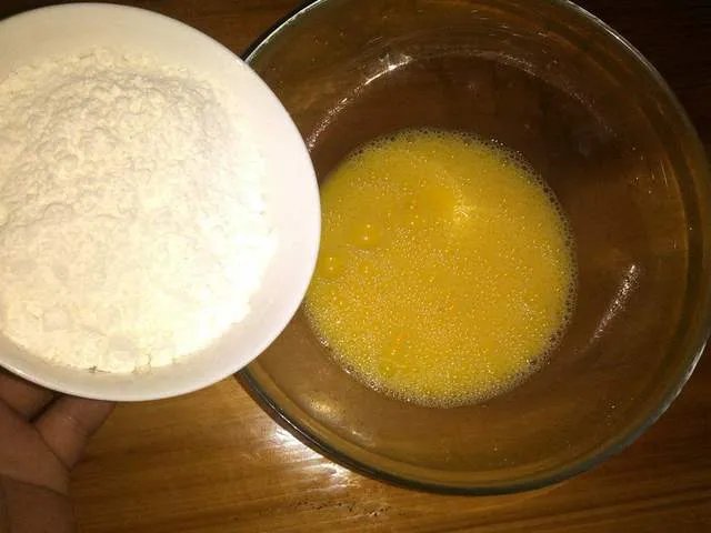 如何用高压锅做蛋糕 吃货必备的高压锅做家常做法