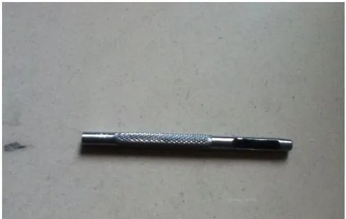 皮带打孔器怎么用图解