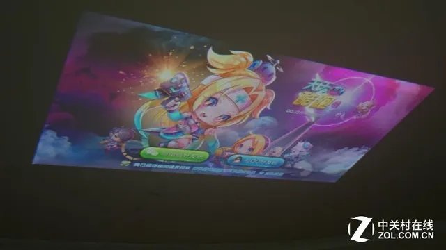 青橙VOGA 2 AI激光投影手机  把电影院装兜里