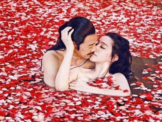 【图】武媚娘传奇床戏镜头大合集  范冰冰张丰毅几近缠绵