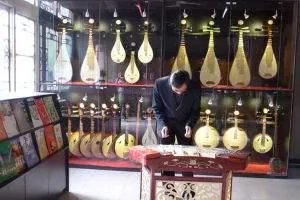 古琴几根弦，都一样粗细吗？