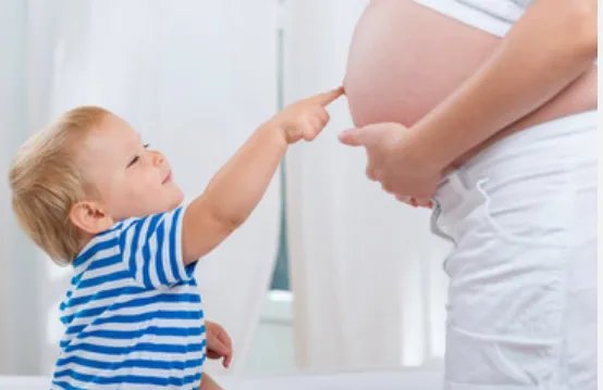 女人梦见自己怀孕是什么意思 女人梦见自己怀孕的预兆