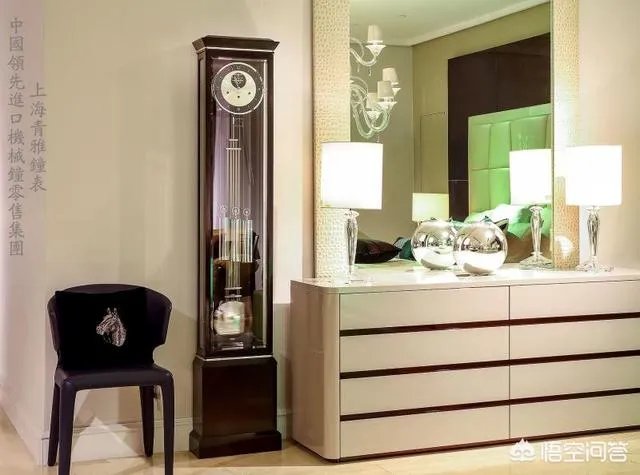 撒贝宁何炅“双北组合”众人羡慕，为何酬劳天差地别？