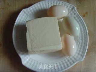【蟹黄豆腐】