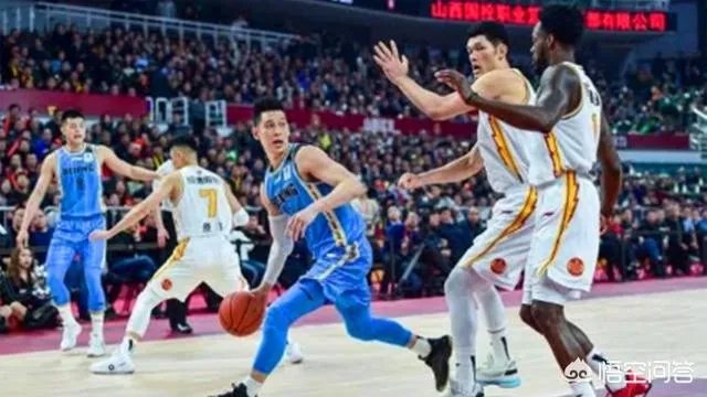 首钢和山西男篮的常规赛中，林书豪被外援富兰克林所撞到，翟晓川上前出头，你怎么看？