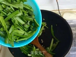 豆豉鲮鱼油麦菜