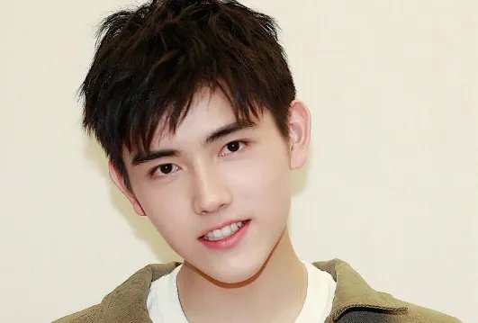 同为改国籍，陈飞宇被骂谷爱凌却被夸，两者为何区别这么大？