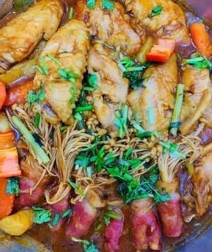 懒人版三汁焖锅怎么样做味道鲜美，上桌非常受欢迎？