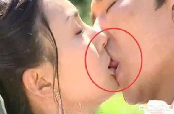 电影、电视剧拍吻戏时，发生过哪些令人尴尬的事？