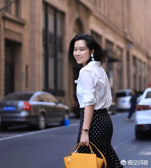 波点裙怎么搭配