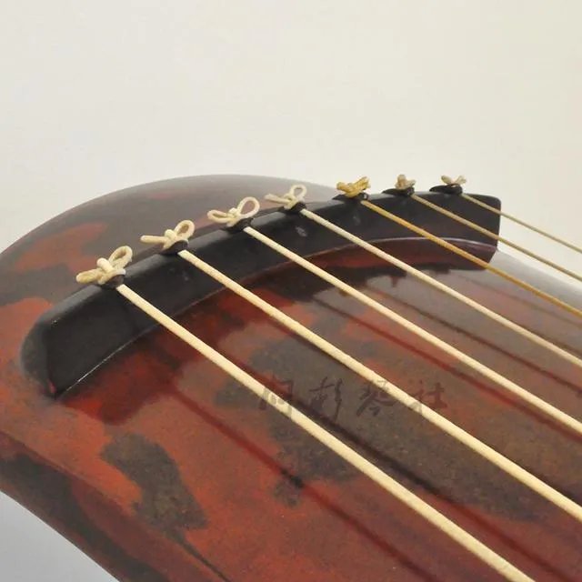 古琴几根弦，都一样粗细吗？