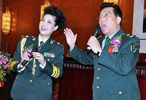 李双江和梦鸽是否离婚了？