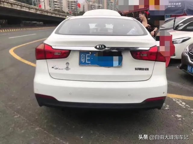 请起亚K3车主的谈谈油耗？