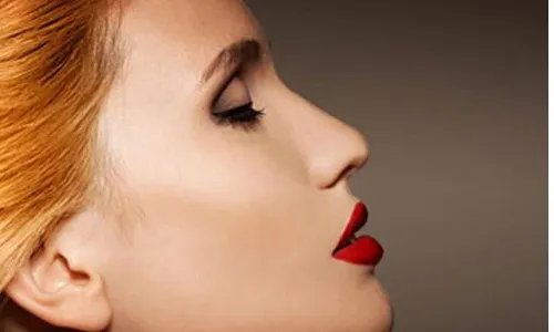 深圳假体隆鼻哪家医院好