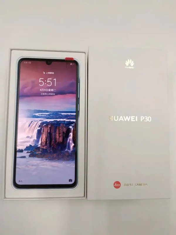 目前手机排名前十位的是哪些？